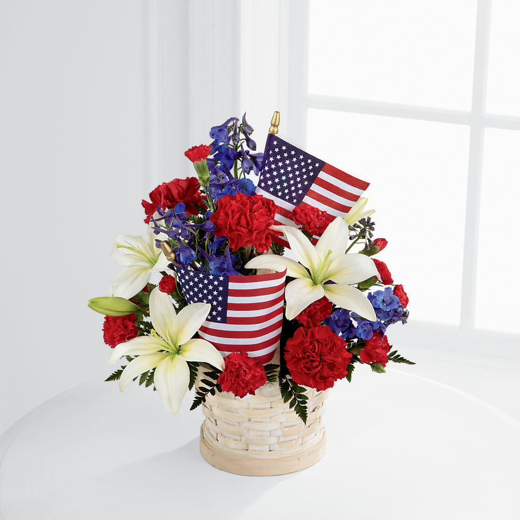 American Glory Bouquet – ILLUSIONS FLORAL & GIFTS LLC, Marshfield WI
