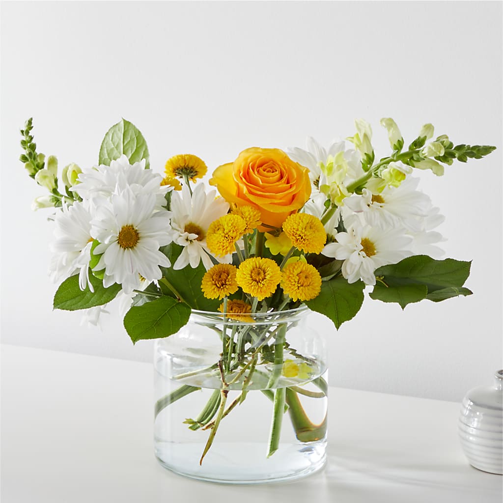 Sun Salutation Bouquet – ILLUSIONS FLORAL & GIFTS LLC, Marshfield WI