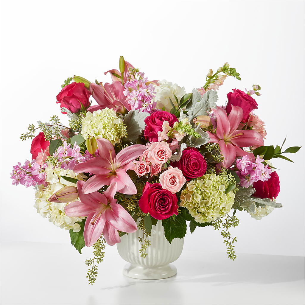Antique Shopping Bouquet – ILLUSIONS FLORAL & GIFTS LLC, Marshfield WI