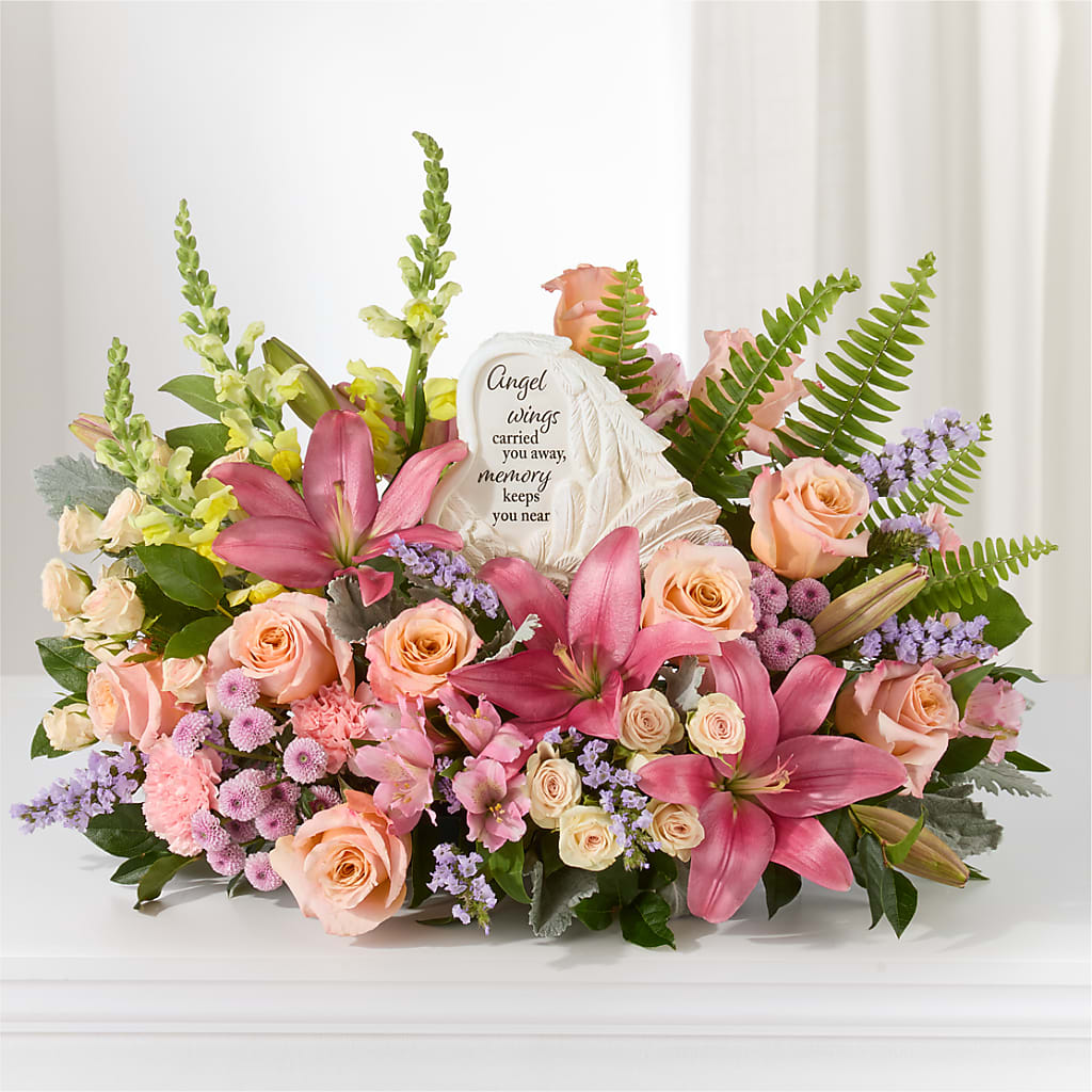 Gentle Light Arrangement – ILLUSIONS FLORAL & GIFTS LLC, Marshfield WI
