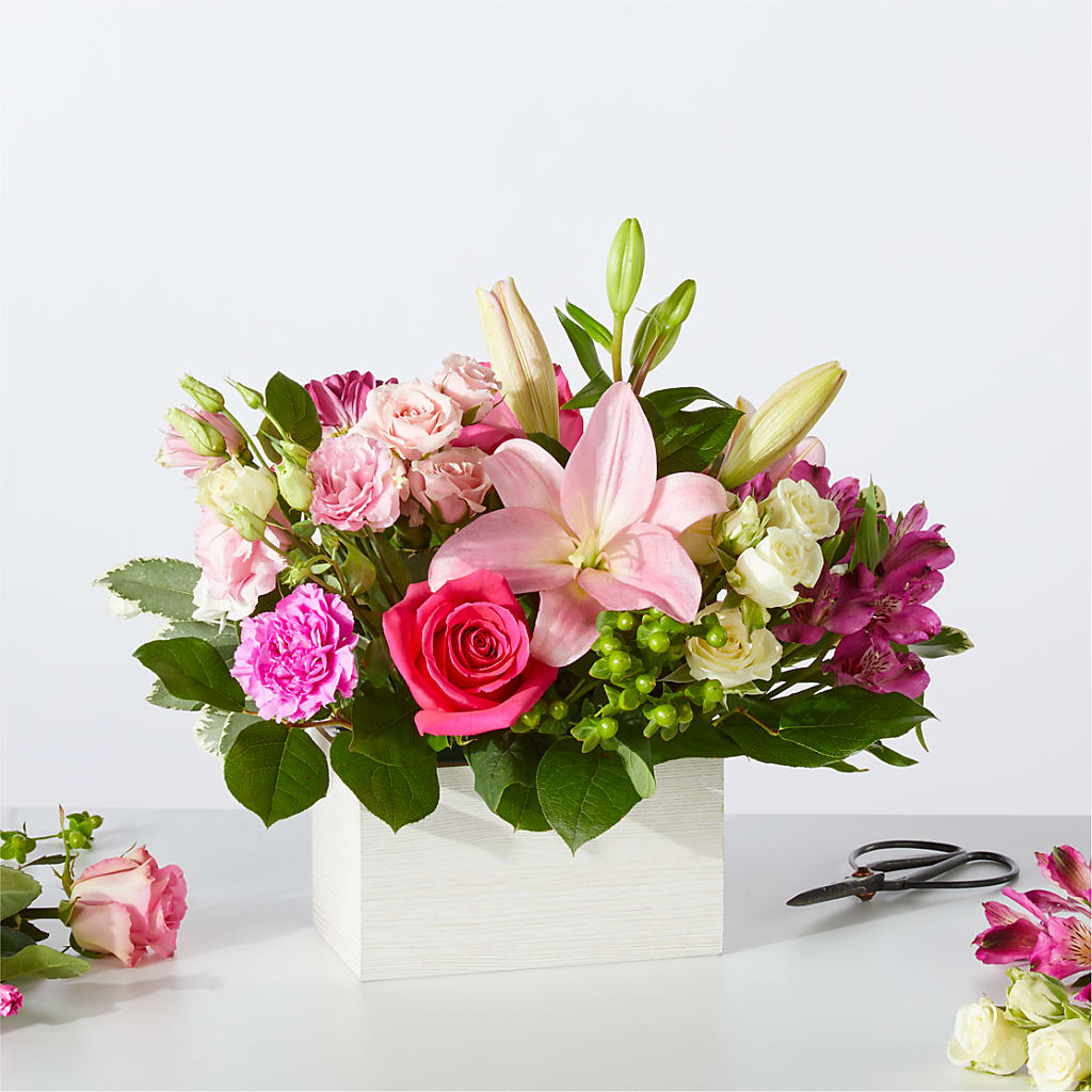 Sweetberry Box – A Florist Original – ILLUSIONS FLORAL & GIFTS LLC, Marshfield WI