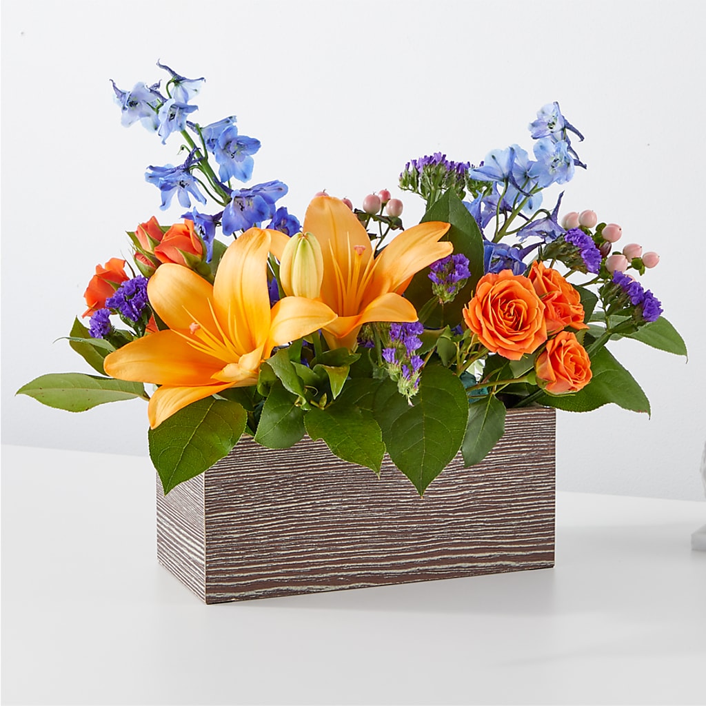 Radiant Citrus Box Bouquet – ILLUSIONS FLORAL & GIFTS LLC, Marshfield WI