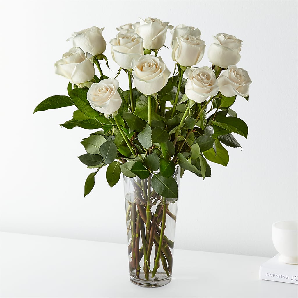 Long Stem White Rose Bouquet – ILLUSIONS FLORAL & GIFTS LLC, Marshfield WI