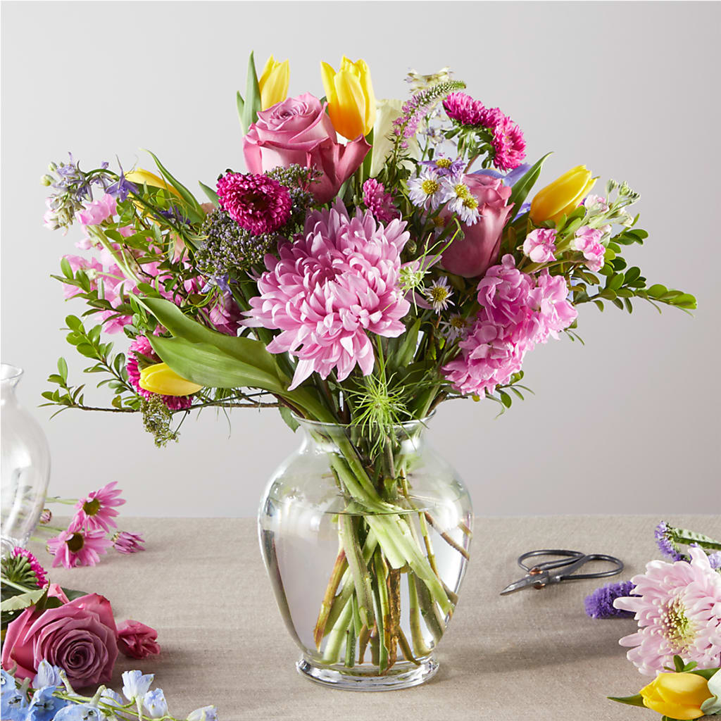 Pastel Tradition - A Florist Original – ILLUSIONS FLORAL & GIFTS LLC, Marshfield WI