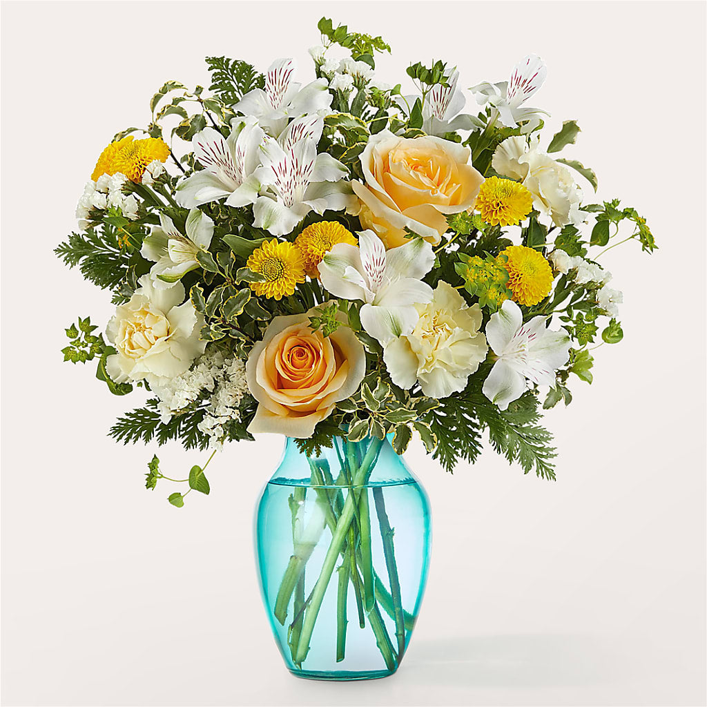 Crisp and Clean Bouquet – ILLUSIONS FLORAL & GIFTS LLC, Marshfield WI