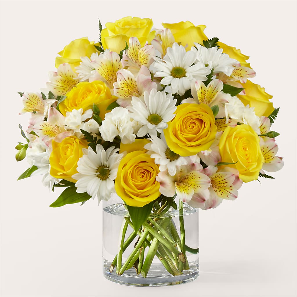 Gleeful Bouquet – ILLUSIONS FLORAL & GIFTS LLC, Marshfield WI