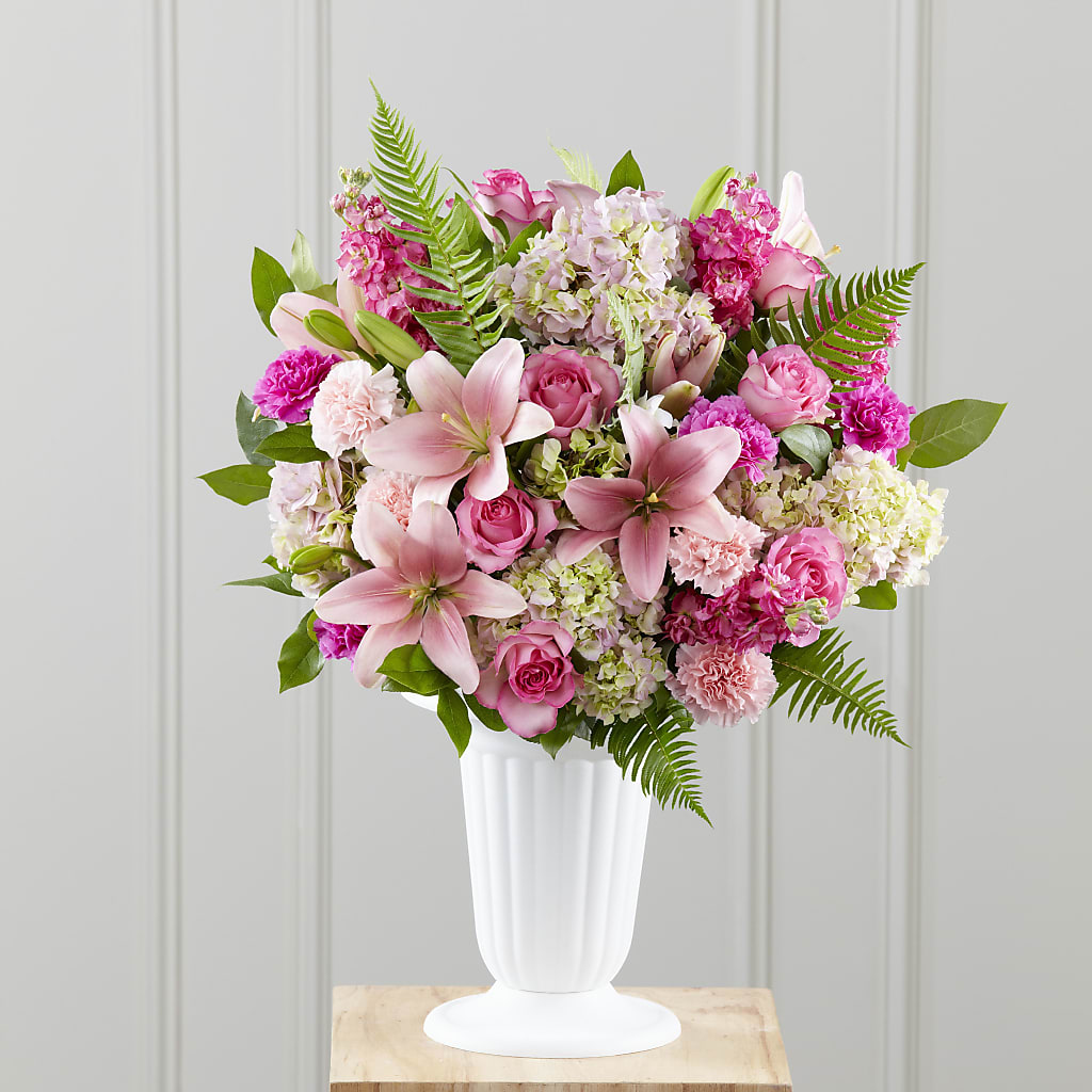 Never-Ending Love Arrangement – ILLUSIONS FLORAL & GIFTS LLC, Marshfield WI