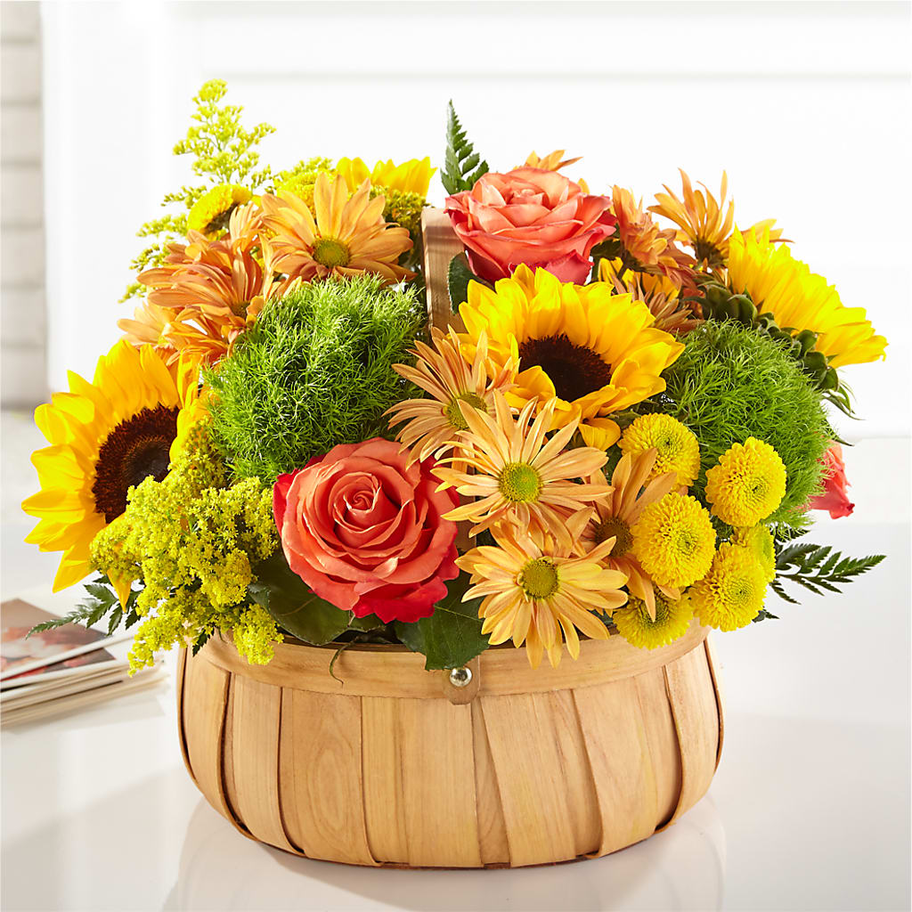 Harvest Sunflower Basket – ILLUSIONS FLORAL & GIFTS LLC, Marshfield WI