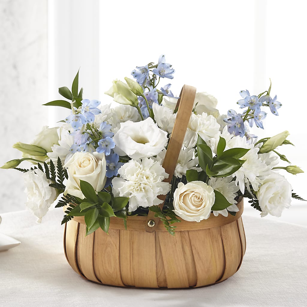 Sincerely Heartfelt Basket – ILLUSIONS FLORAL & GIFTS LLC, Marshfield WI