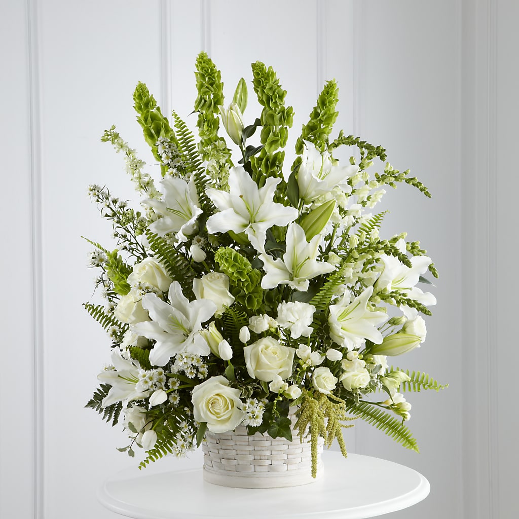 In Our Thoughts Arrangement – ILLUSIONS FLORAL & GIFTS LLC, Marshfield WI