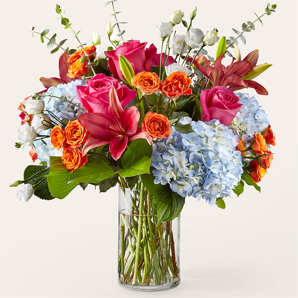 Awestruck Luxury Bouquet – ILLUSIONS FLORAL & GIFTS LLC, Marshfield WI