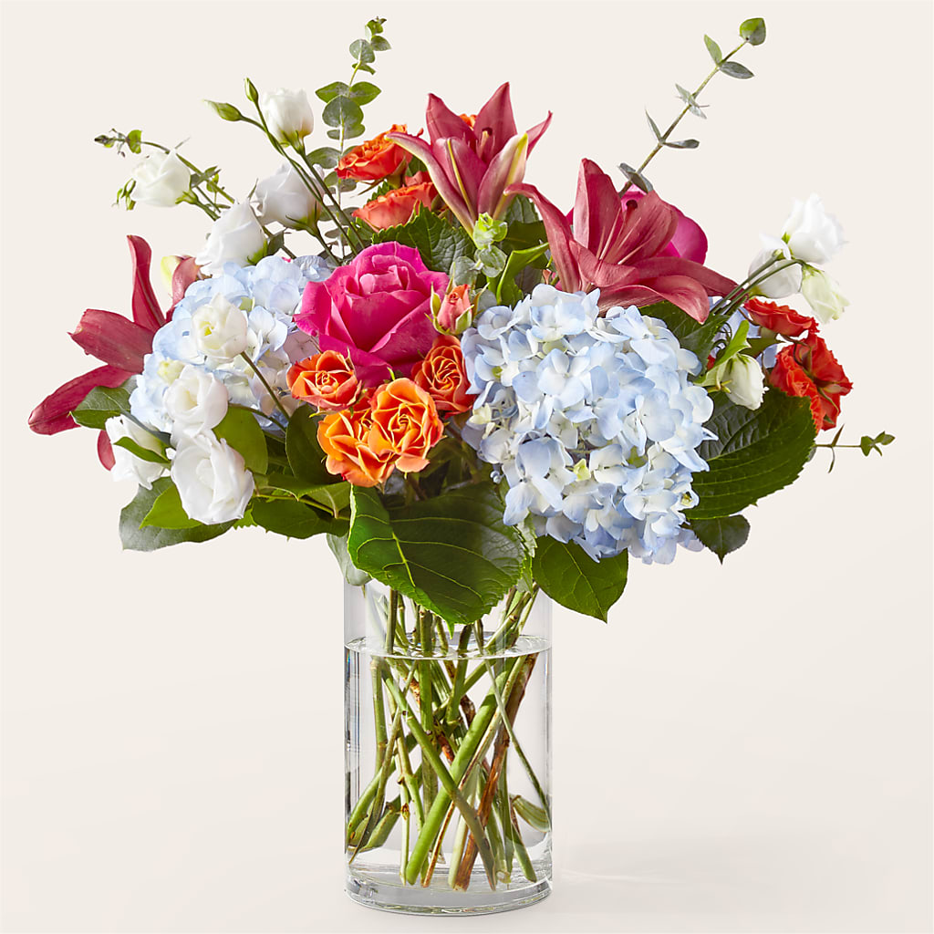 Awestruck Luxury Bouquet – ILLUSIONS FLORAL & GIFTS LLC, Marshfield WI