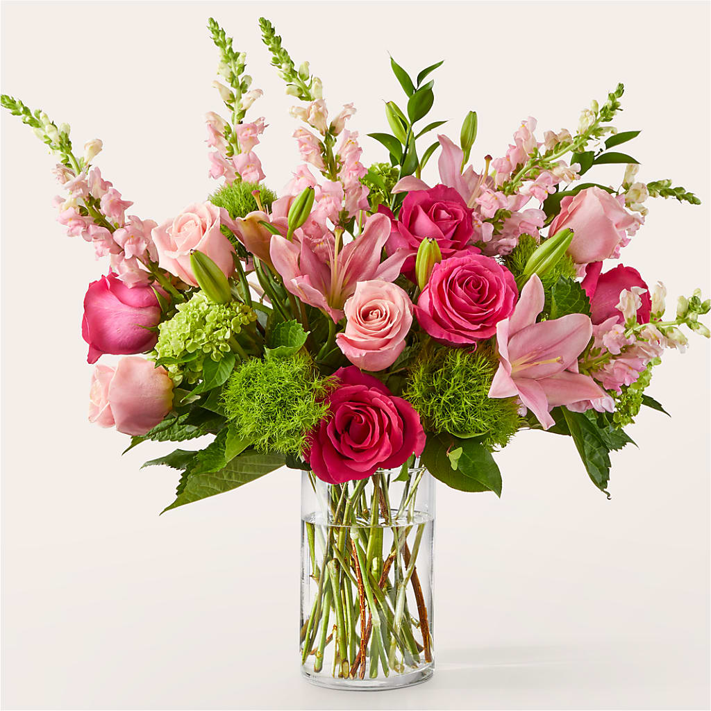 Fit for a Queen Luxury Bouquet – ILLUSIONS FLORAL & GIFTS LLC, Marshfield WI