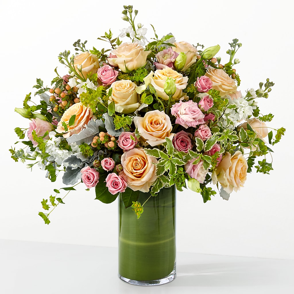 The Glamour Shot – ILLUSIONS FLORAL & GIFTS LLC, Marshfield WI