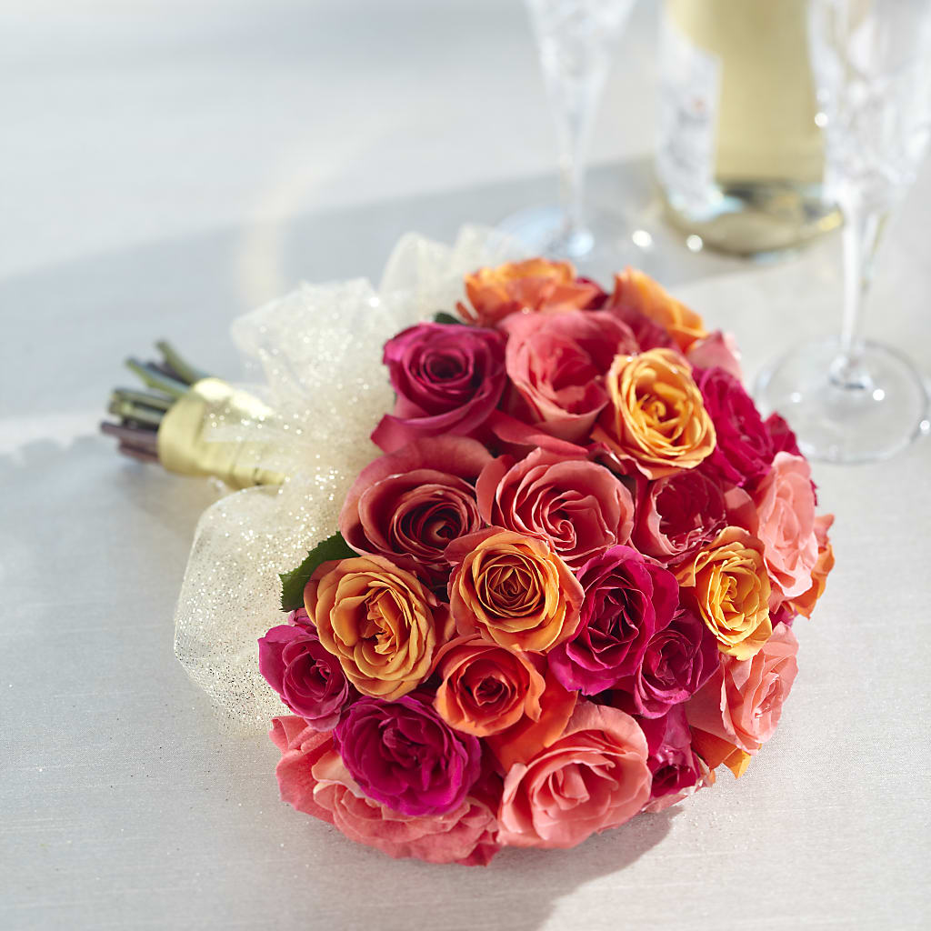 Sweet Roses Bouquet – ILLUSIONS FLORAL & GIFTS LLC, Marshfield WI