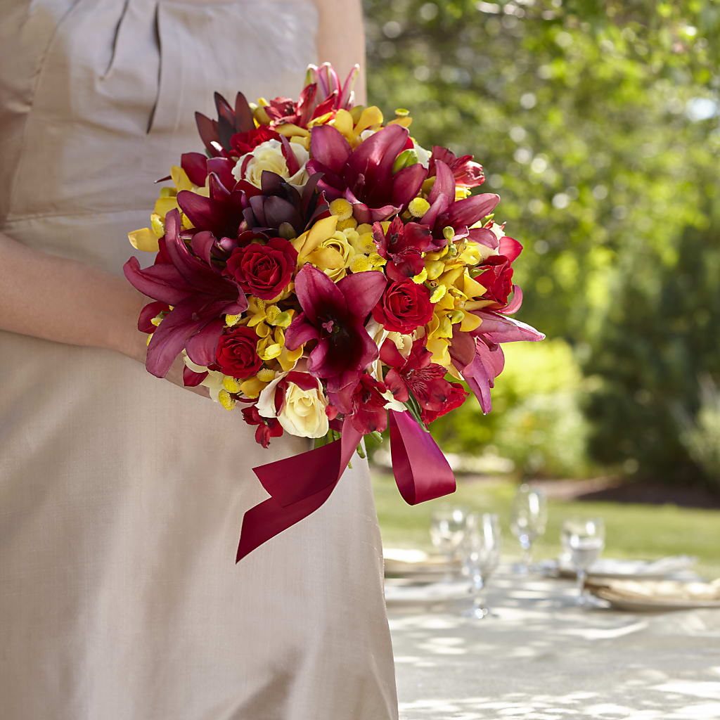 Sunningdale Bouquet – ILLUSIONS FLORAL & GIFTS LLC, Marshfield WI