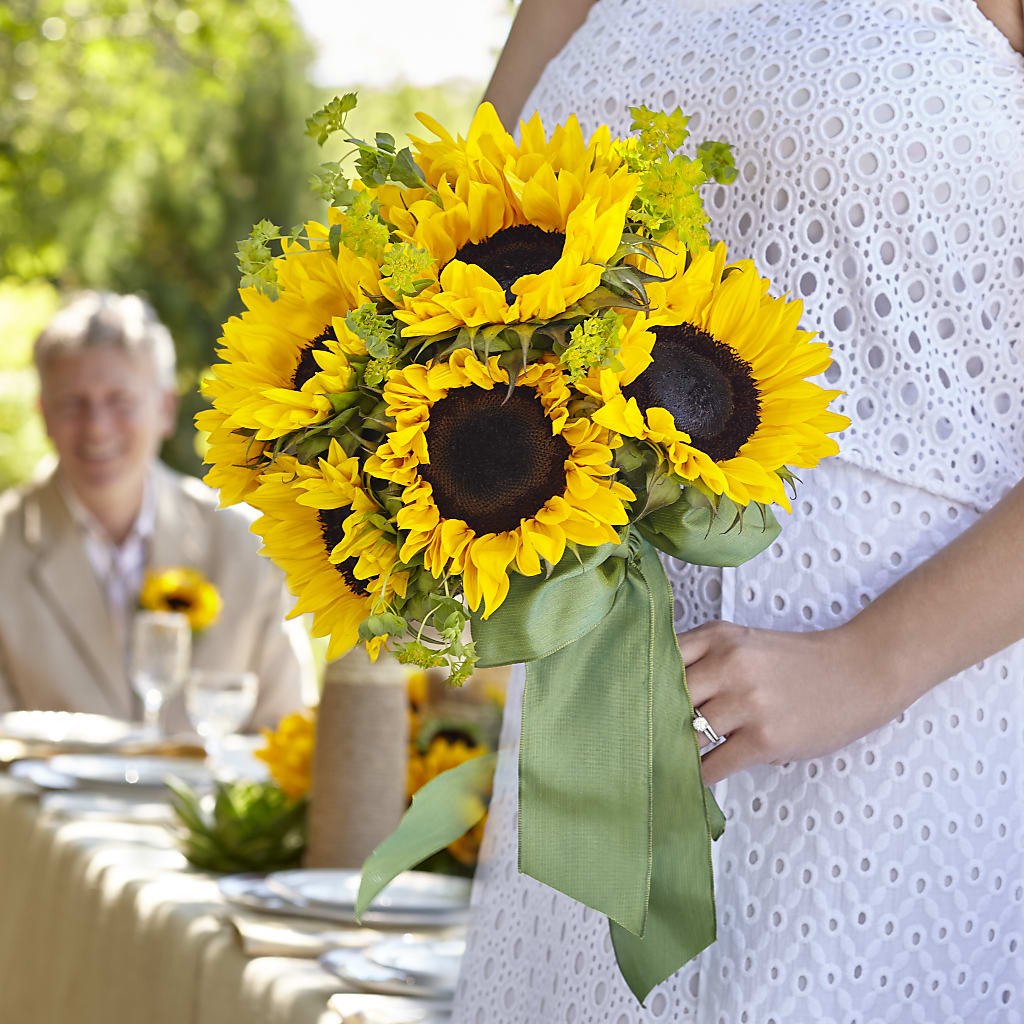 Free Spirit Bouquet – ILLUSIONS FLORAL & GIFTS LLC, Marshfield WI