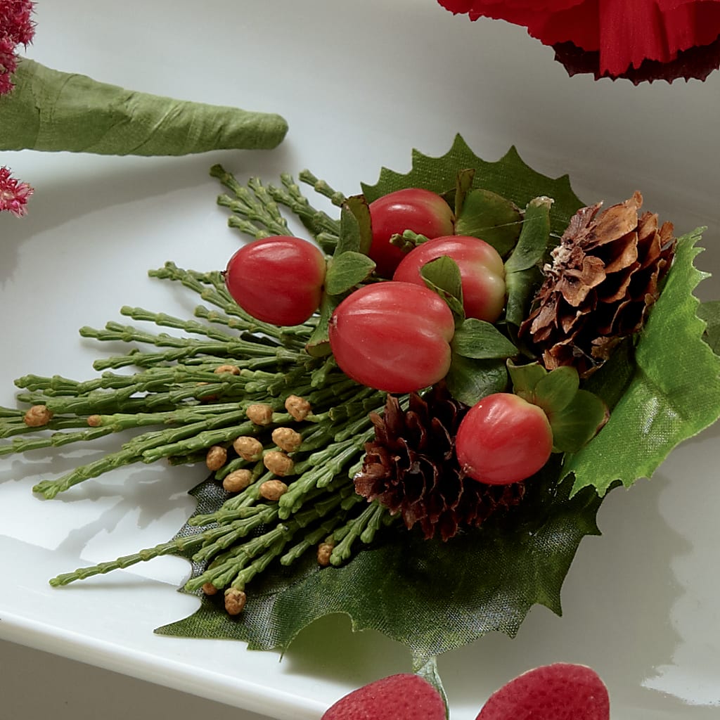 Red Berry Boutonniere – ILLUSIONS FLORAL & GIFTS LLC, Marshfield WI