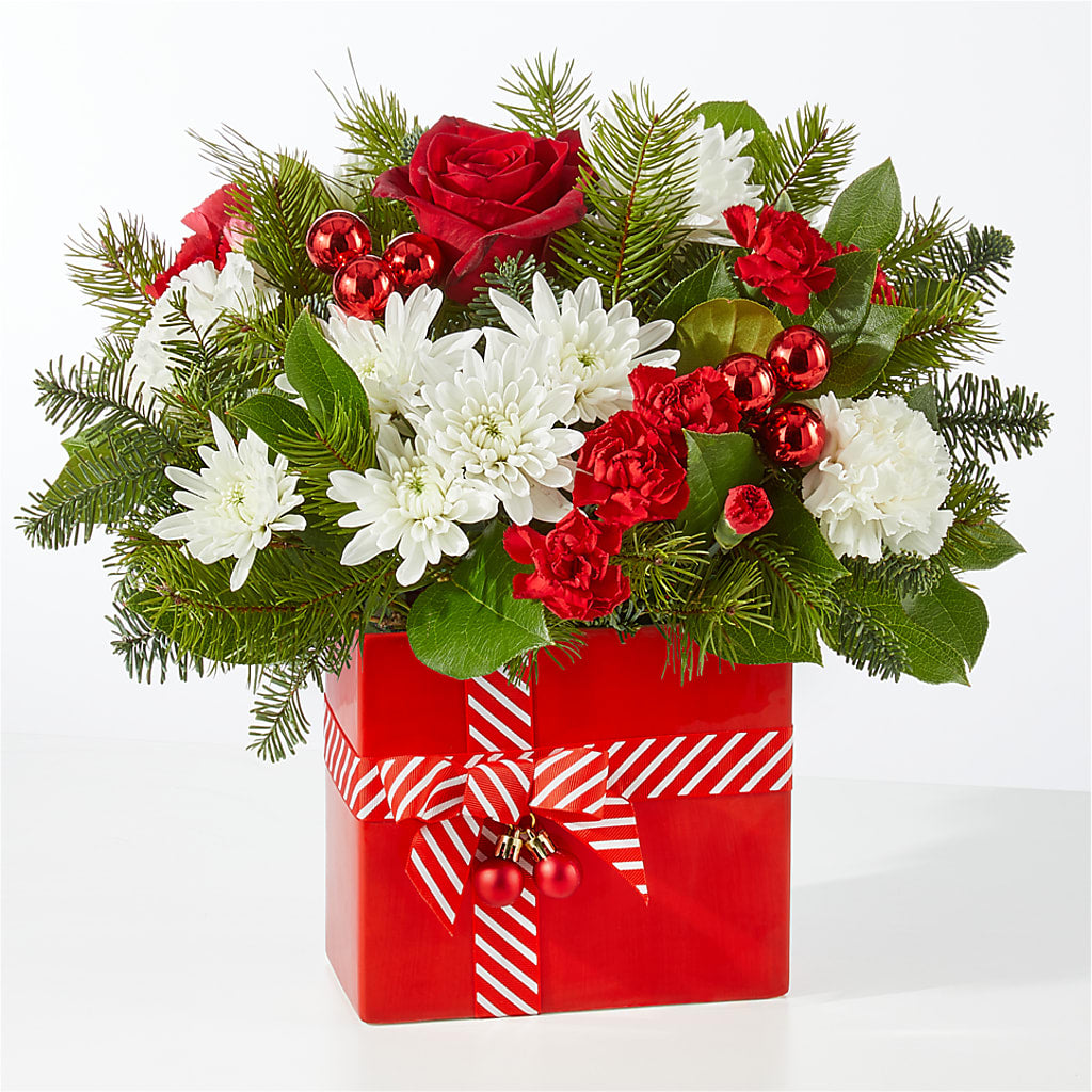 Presents Under the Tree Bouquet – ILLUSIONS FLORAL & GIFTS LLC, Marshfield WI