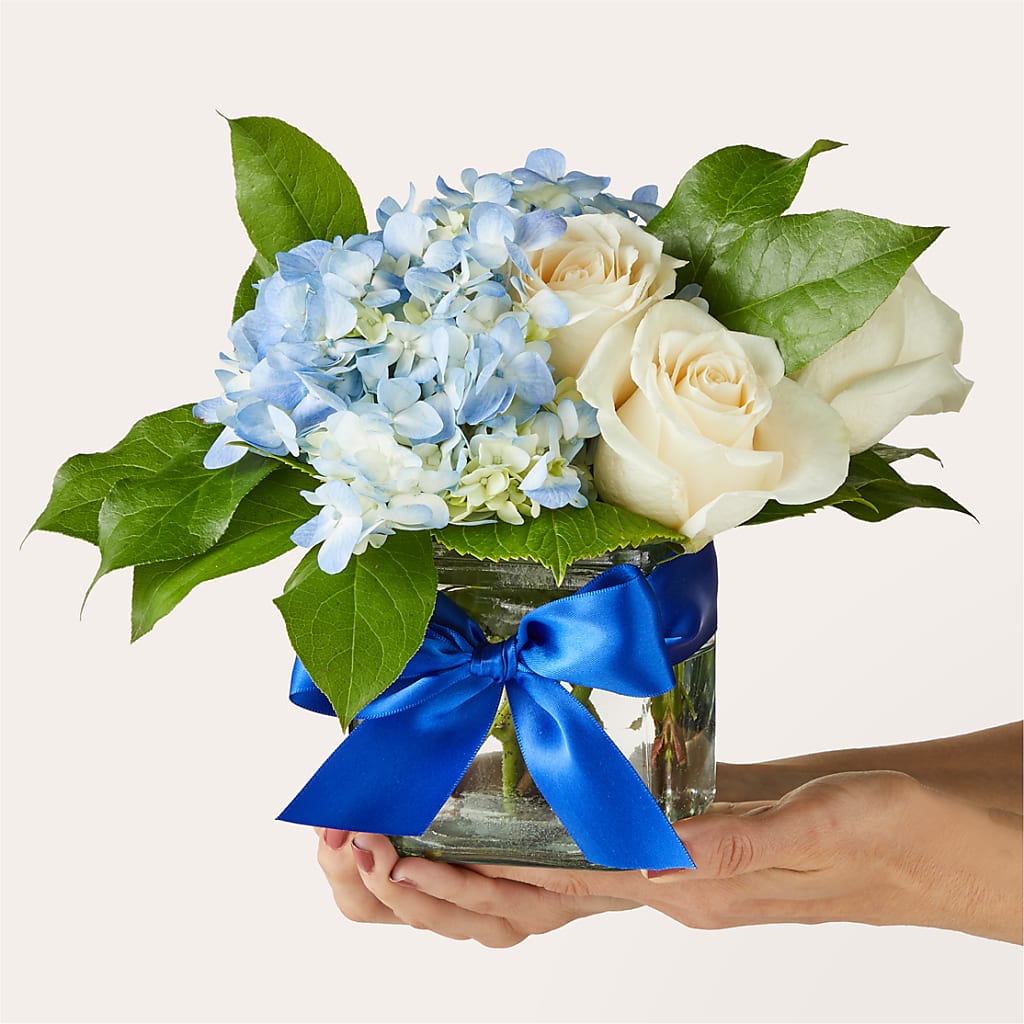 Sky Blue Delight Bouquet – ILLUSIONS FLORAL & GIFTS LLC, Marshfield WI