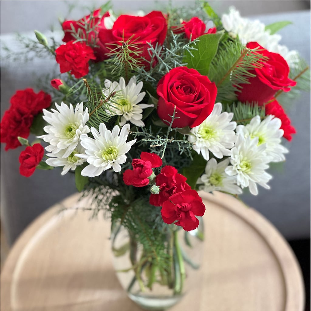 Seasonal Magic Bouquet – ILLUSIONS FLORAL & GIFTS LLC, Marshfield WI