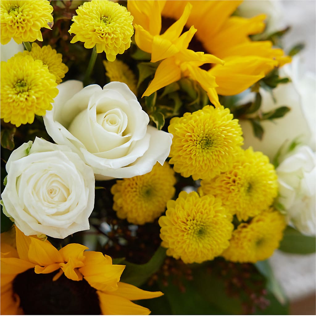 Luminous Morning Bouquet – ILLUSIONS FLORAL & GIFTS LLC, Marshfield WI