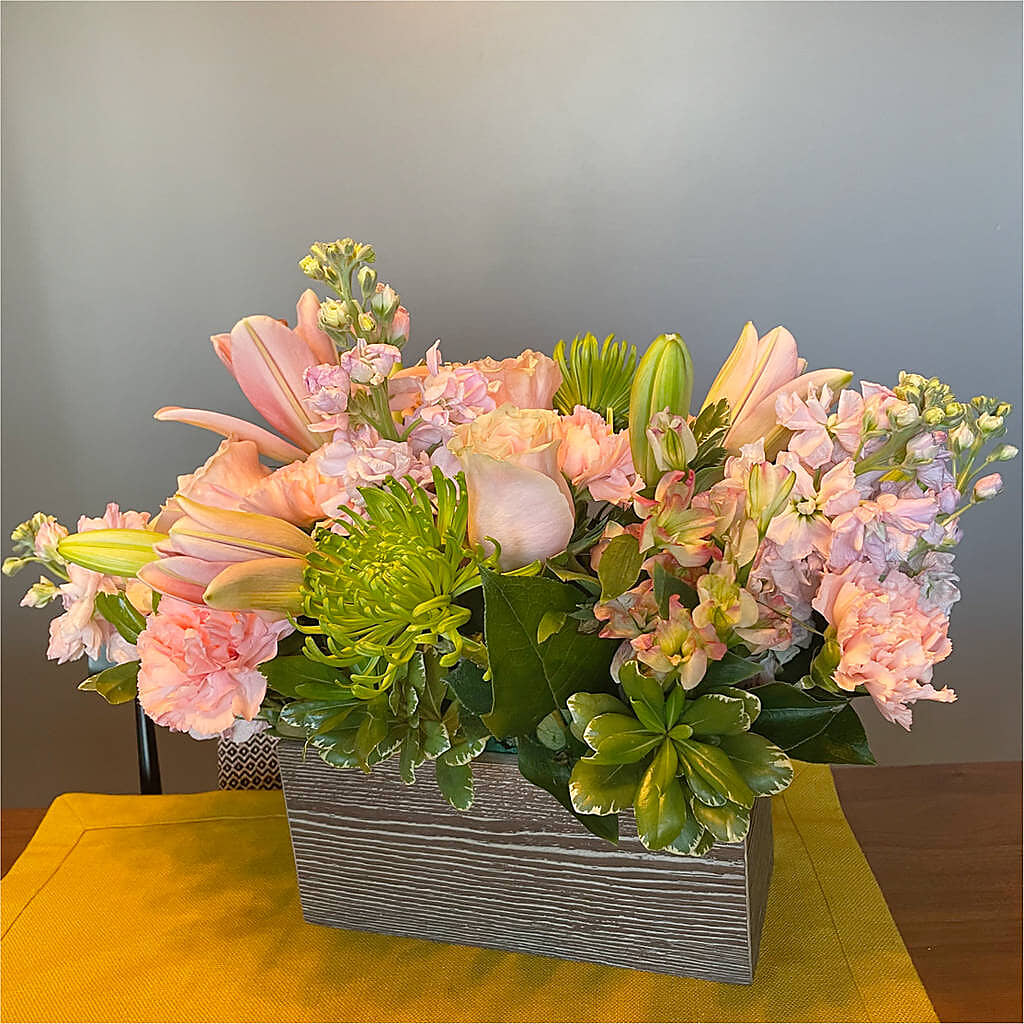 Beautiful Spirit Basket – ILLUSIONS FLORAL & GIFTS LLC, Marshfield WI
