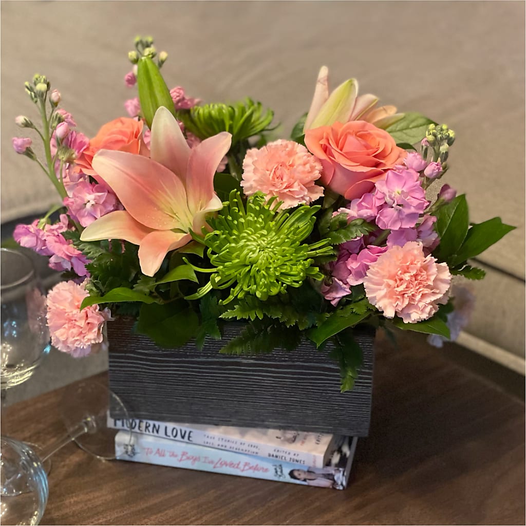 Beautiful Spirit Basket – ILLUSIONS FLORAL & GIFTS LLC, Marshfield WI