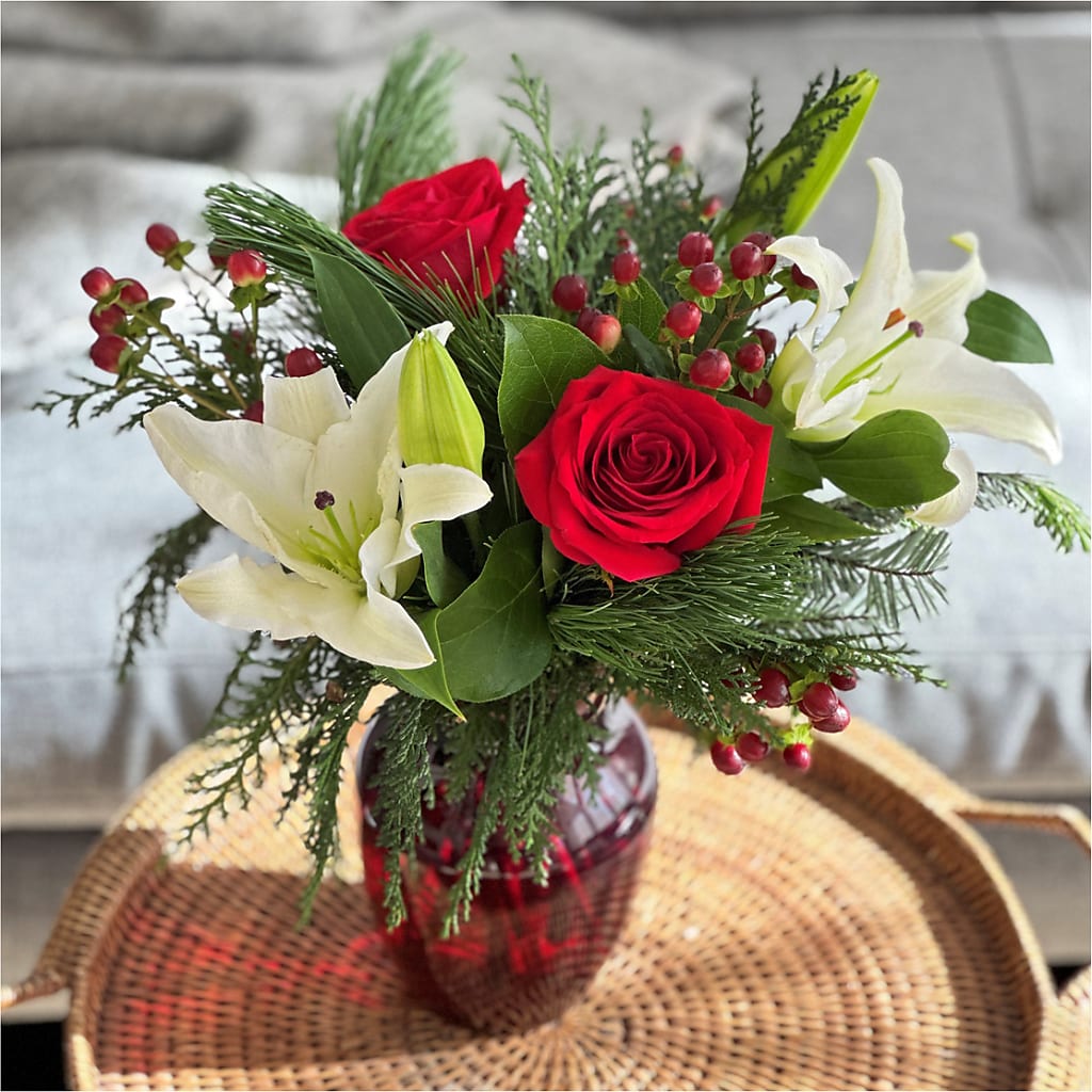 Evergreen Delight Bouquet – ILLUSIONS FLORAL & GIFTS LLC, Marshfield WI