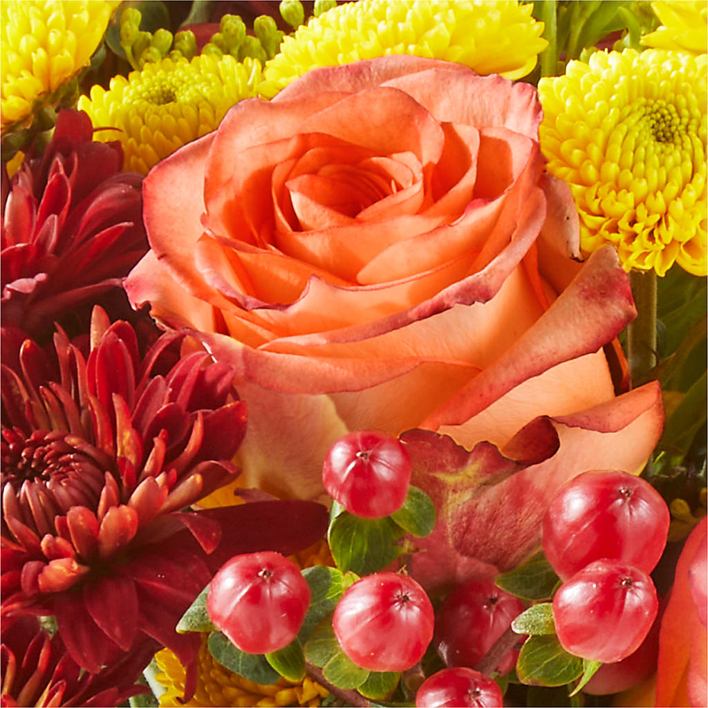 Apple Picking Bouquet – ILLUSIONS FLORAL & GIFTS LLC, Marshfield WI