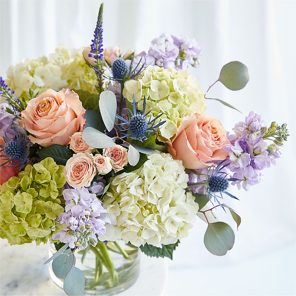 Porch Swing Bouquet – ILLUSIONS FLORAL & GIFTS LLC, Marshfield WI