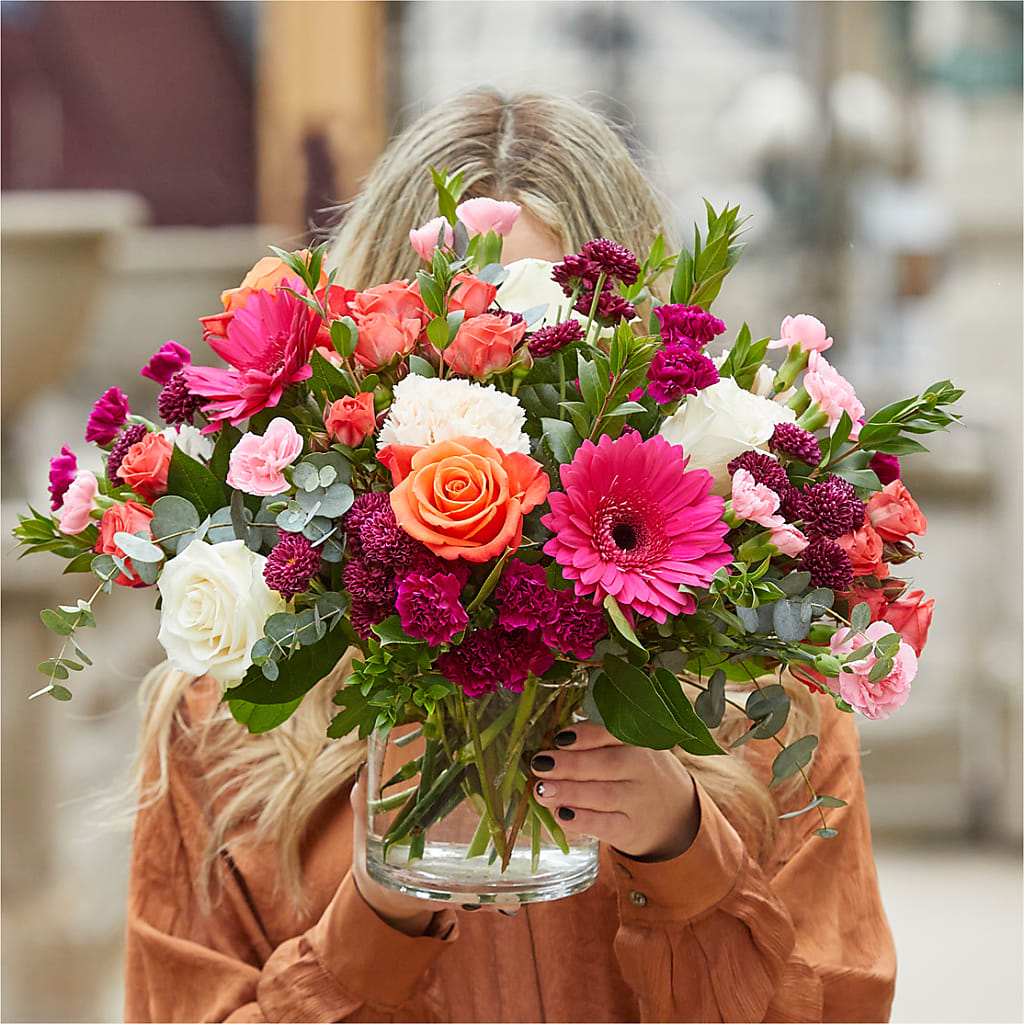 Smell the Roses Bouquet – ILLUSIONS FLORAL & GIFTS LLC, Marshfield WI