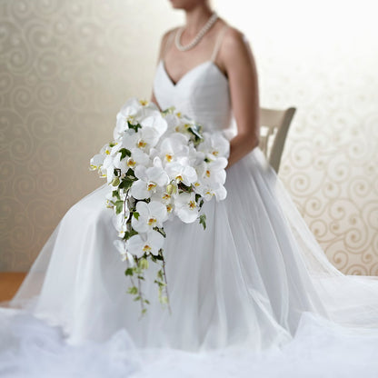 Classic White Bouquet – ILLUSIONS FLORAL & GIFTS LLC, Marshfield WI