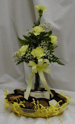 Mini Carnations Bud Vase/Candy Tray